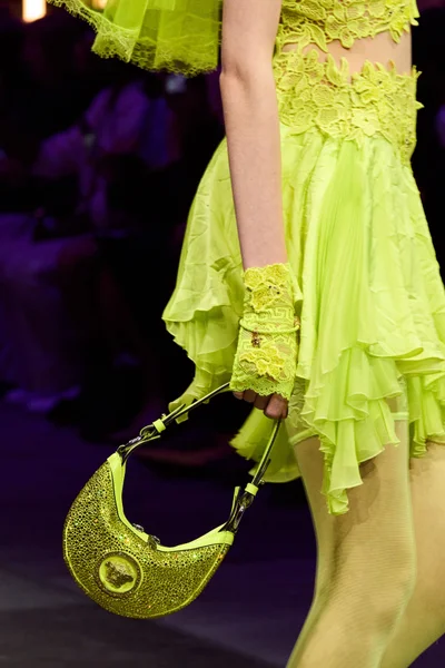Look 146